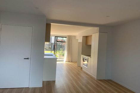 Photo of property in 2/12 New Brighton Road, Shirley, Christchurch, 8061