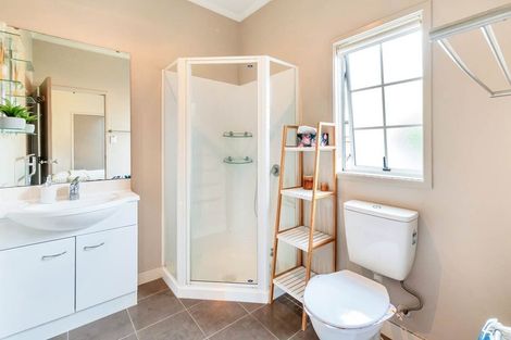 Photo of property in 12 Mulvaney Crescent, Henderson, Auckland, 0612