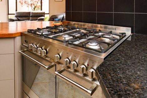 Photo of property in 44 Ihaka Street, Hokowhitu, Palmerston North, 4410