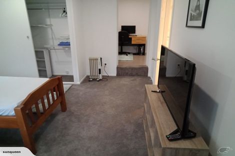 Photo of property in 1/27 Sunnynook Road, Forrest Hill, Auckland, 0620