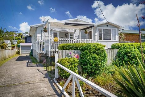 Photo of property in 113 Brightside Road, Stanmore Bay, Whangaparaoa, 0932