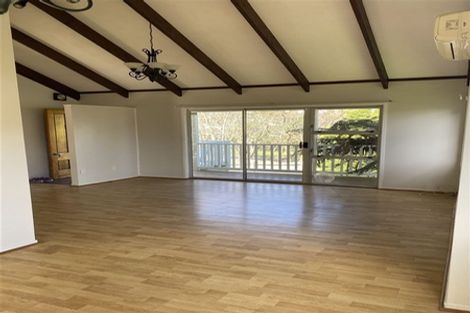 Photo of property in 4 Tadley Court, Goodwood Heights, Auckland, 2105