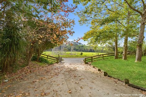 Photo of property in 2257 South Head Road, South Head, Helensville, 0874