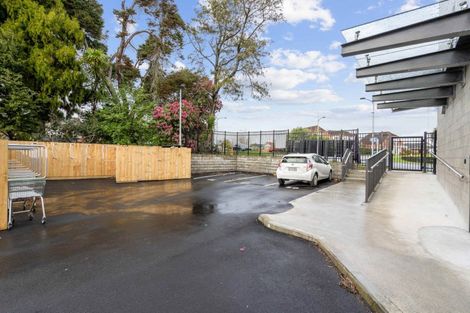 Photo of property in 209/40 East Street, Papakura, 2110