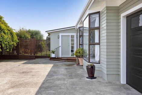 Photo of property in 30a Disraeli Street, Hawera, 4610