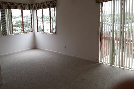 Photo of property in 9n View Road, Glenfield, Auckland, 0627