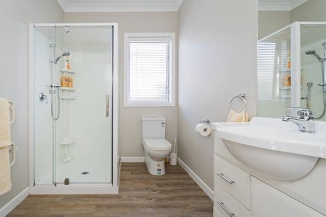 Photo of property in 4 Eyre Street, Whitianga, 3510