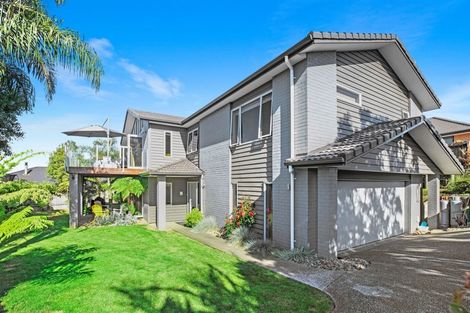 Photo of property in 75 Kitchener Road, Pukekohe, 2120