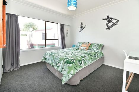 Photo of property in 8 Sunrise Boulevard, Snells Beach, 0920