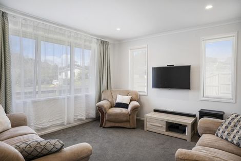 Photo of property in 93a Karamea Street, Whalers Gate, New Plymouth, 4310