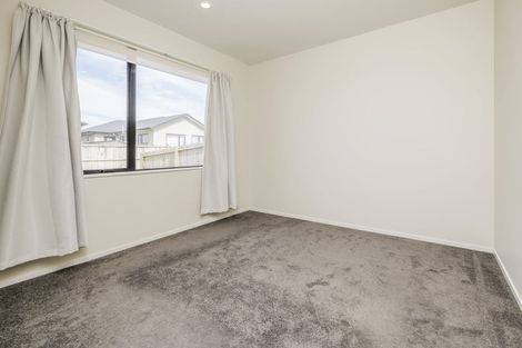 Photo of property in 9 Tuuhura Road, Pukekohe, 2120