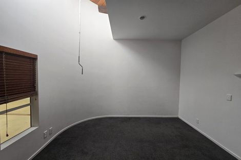 Photo of property in Metro Apartments, 8/220 Thorndon Quay, Pipitea, Wellington, 6011