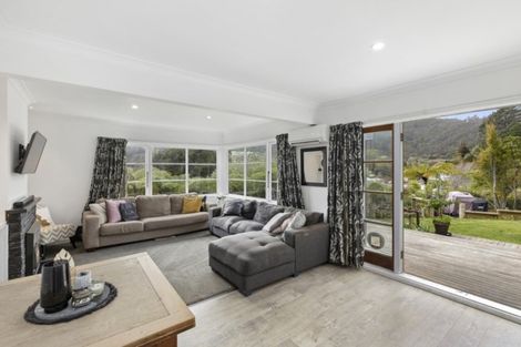 Photo of property in 13 Kopara Grove, Stokes Valley, Lower Hutt, 5019
