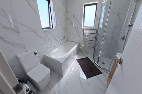 Photo of property in 11 Pihoihoi Place, Hobsonville, Auckland, 0616