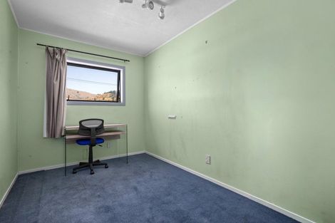 Photo of property in 17 Dunstan Street, Clyde, 9330