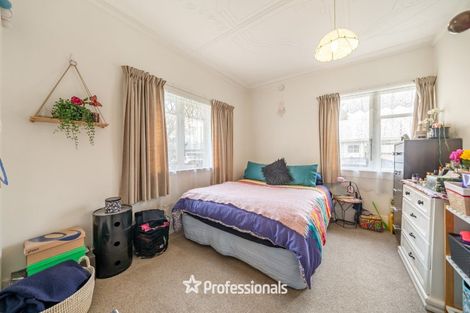 Photo of property in 135 Kings Crescent, Hutt Central, Lower Hutt, 5010