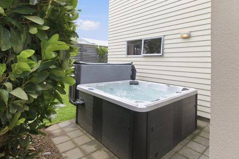 Photo of property in 10b Whitaker Street, Otumoetai, Tauranga, 3110