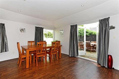 Photo of property in 5 Blair Avenue, Papanui, Christchurch, 8053