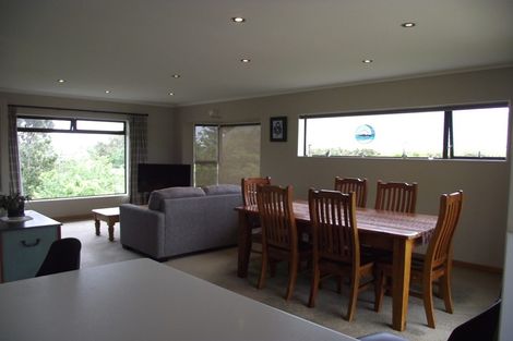 Photo of property in 10c Kinross Drive, Merrilands, New Plymouth, 4312