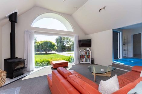 Photo of property in 244 Major Hornbrook Road, Mount Pleasant, Christchurch, 8081