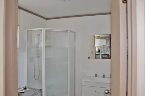 Photo of property in 12 Goebel Street, Tinopai, 0593