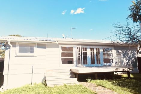 Photo of property in 2/26 Tonar Street, Northcote, Auckland, 0627