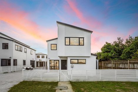 Photo of property in 52f Tapu Road, Huapai, Kumeu, 0810