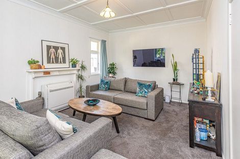 Photo of property in 10 Godwin Crescent, College Estate, Whanganui, 4500