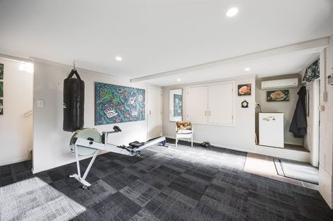 Photo of property in 1135 Scenic Drive North, Swanson, Auckland, 0816