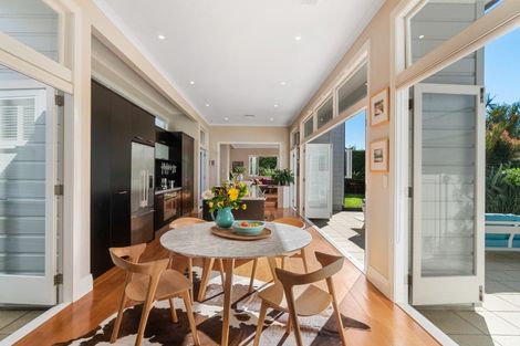 Photo of property in 21 St Aubyn Street, Devonport, Auckland, 0624