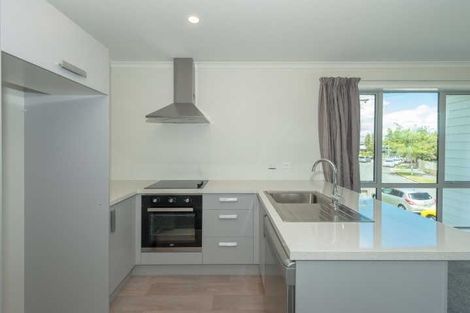 Photo of property in 1/25 Jones Crescent, Melville, Hamilton, 3206