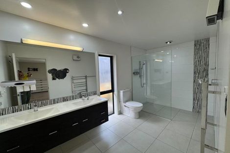 Photo of property in 8 Harris Drive, Silverdale, 0932