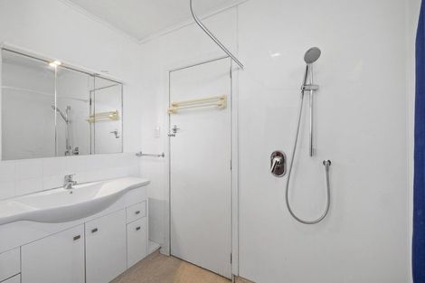 Photo of property in 312a Saint Aubyn Street, New Plymouth, 4310