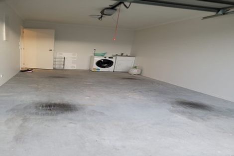 Photo of property in 16 Kutukutu Street, Takanini, 2112