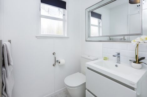 Photo of property in 2/504 Fergusson Drive, Trentham, Upper Hutt, 5018