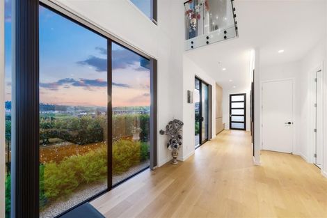 Photo of property in 6 Kina Place, Long Bay, Auckland, 0630