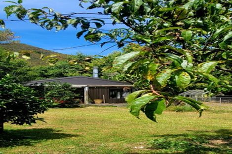 Photo of property in 100 Rocklands Road, Clifton, Takaka, 7183