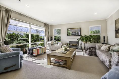 Photo of property in 2 Wawatai Drive, Karaka, Papakura, 2113