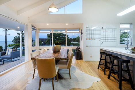 Photo of property in 144 Mellons Bay Road, Mellons Bay, Auckland, 2014