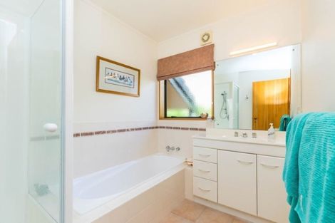 Photo of property in 25 Swann Beach Road, Stanmore Bay, Whangaparaoa, 0932