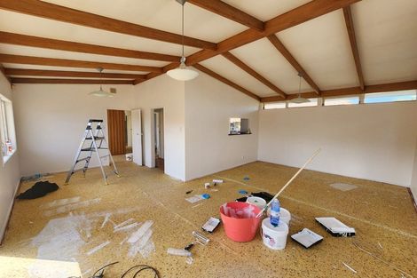 Photo of property in 97 Rathgar Road, Henderson, Auckland, 0610