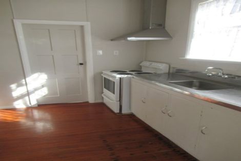 Photo of property in 27 Hall Crescent, Epuni, Lower Hutt, 5011