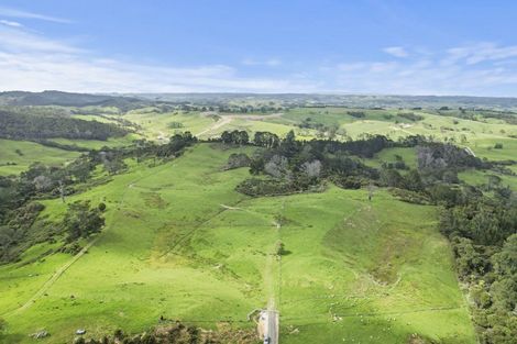 Photo of property in 132b Gatfield Road, Kaukapakapa, 0873