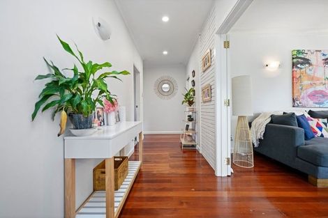 Photo of property in 31 Beerescourt Road, Beerescourt, Hamilton, 3200