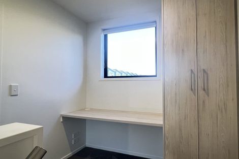 Photo of property in 26 Cessna Crescent, Mangere, Auckland, 2022