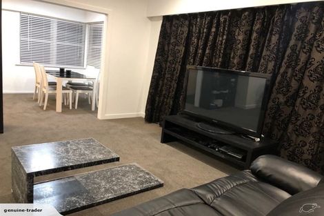 Photo of property in 230c Pakuranga Road, Pakuranga Heights, Auckland, 2010