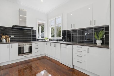 Photo of property in 112 Moxham Avenue, Hataitai, Wellington, 6021