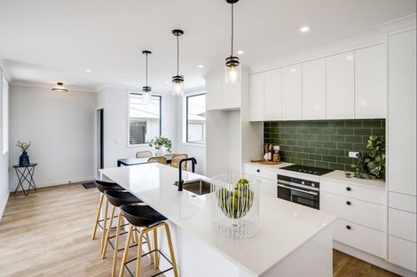 Photo of property in 21 West Place, Greenmeadows, Napier, 4112