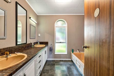 Photo of property in 69a Celia Street, Stratford, 4332