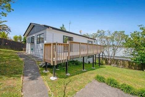 Photo of property in 1/7 Leiden Place, Totara Vale, Auckland, 0629